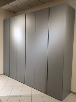 Armadio con ante battenti moderno Smart Tomasella a prezzo scontato