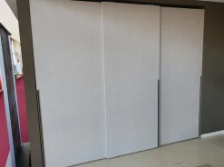 Armadio con ante scorrevoli Doris  scontato del 40%