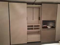 Armadio con ante scorrevoli modello Plana scontato del 40%