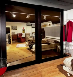 Armadio con ante scorrevoli moderno Discovery Doimo design a prezzo ribassato