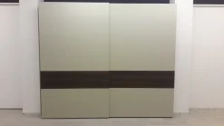 Armadio con ante scorrevoli modello Atlante scontato del 46%