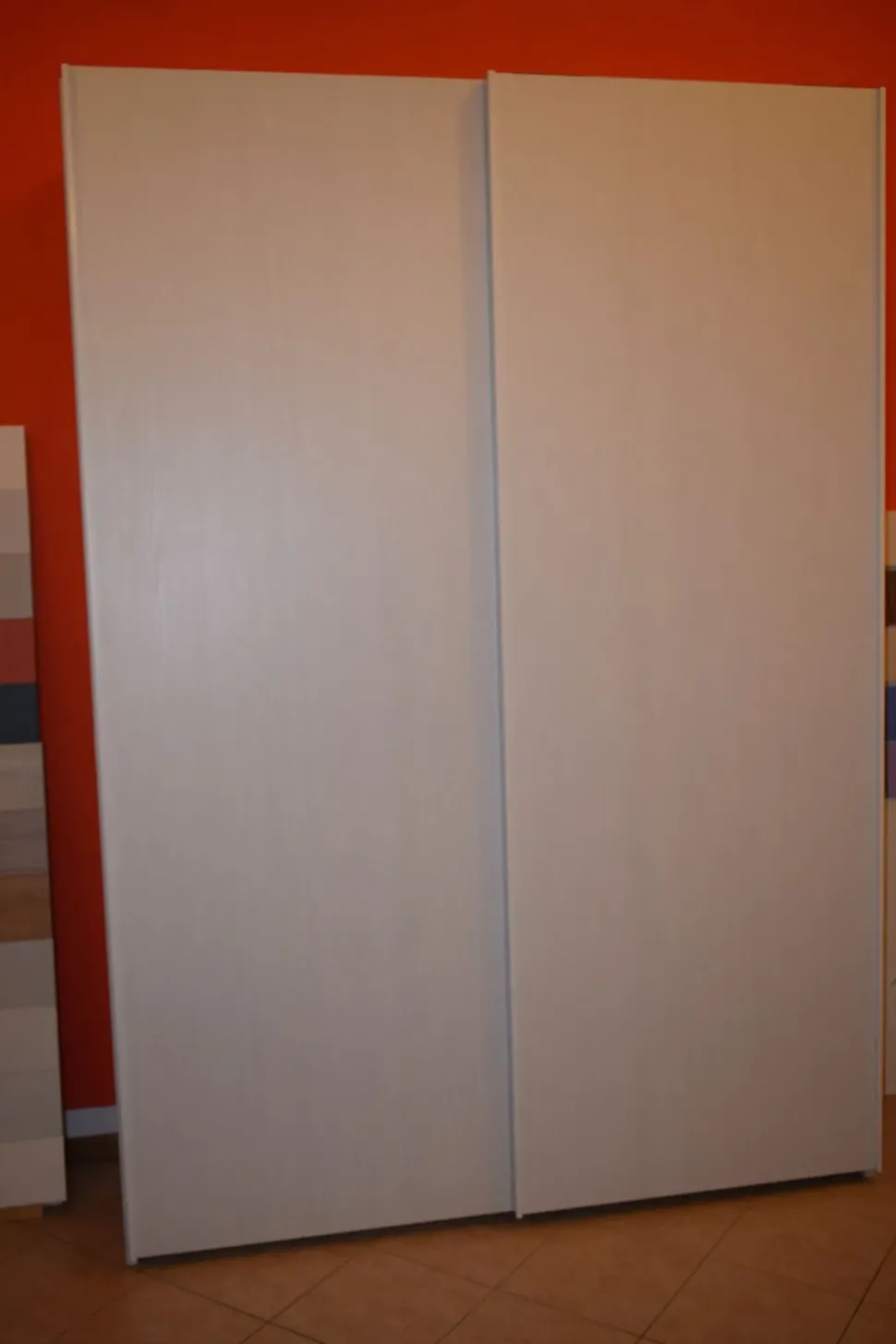 Armadio con ante scorrevoli modello Armadio villanova scontato del 40%