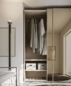 Armadio con ante scorrevoli design 42 Artigianale a prezzo ribassato