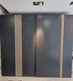 Armadio con ante scorrevoli moderno 9 riga scorrevole Mobilgam a prezzo scontato