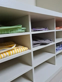 Armadio con ante scorrevoli modello Cube scontato del 39%