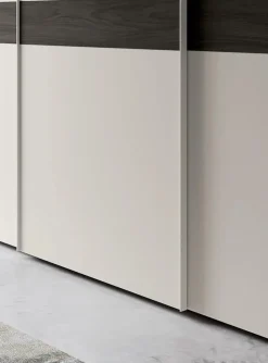 Armadio con ante scorrevoli design Centrale  Spagnol cucine a prezzo ribassato