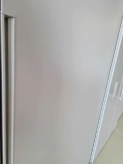 Armadio con ante scorrevoli moderno Doris kelly Tomasella a prezzo ribassato