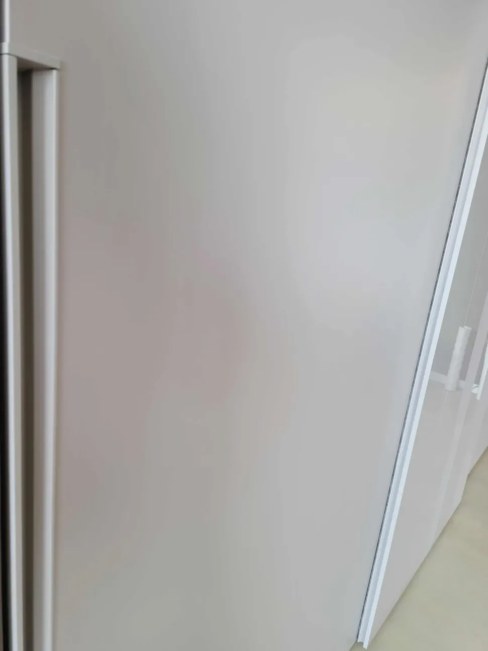 Armadio con ante scorrevoli moderno Doris kelly Tomasella a prezzo ribassato