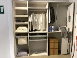 Armadio con cabina armadio modello Nidi scontato del 58%