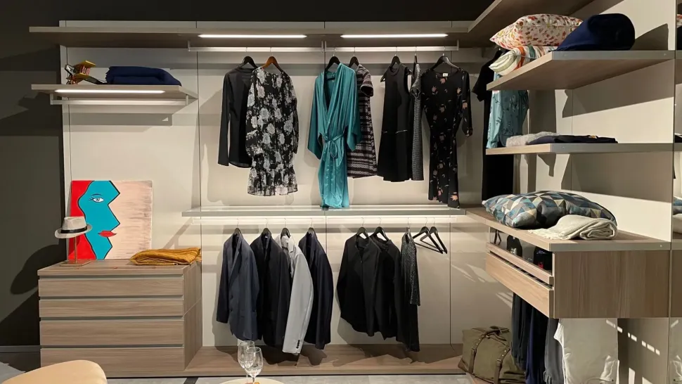 Armadio con cabina armadio moderno Panorama Sangiacomo a prezzo scontato