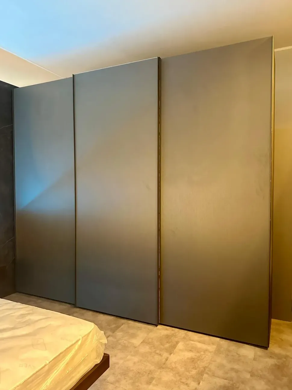 Armadio Contour Alf da fre con ante scorrevoli SCONTATO a PREZZI OUTLET