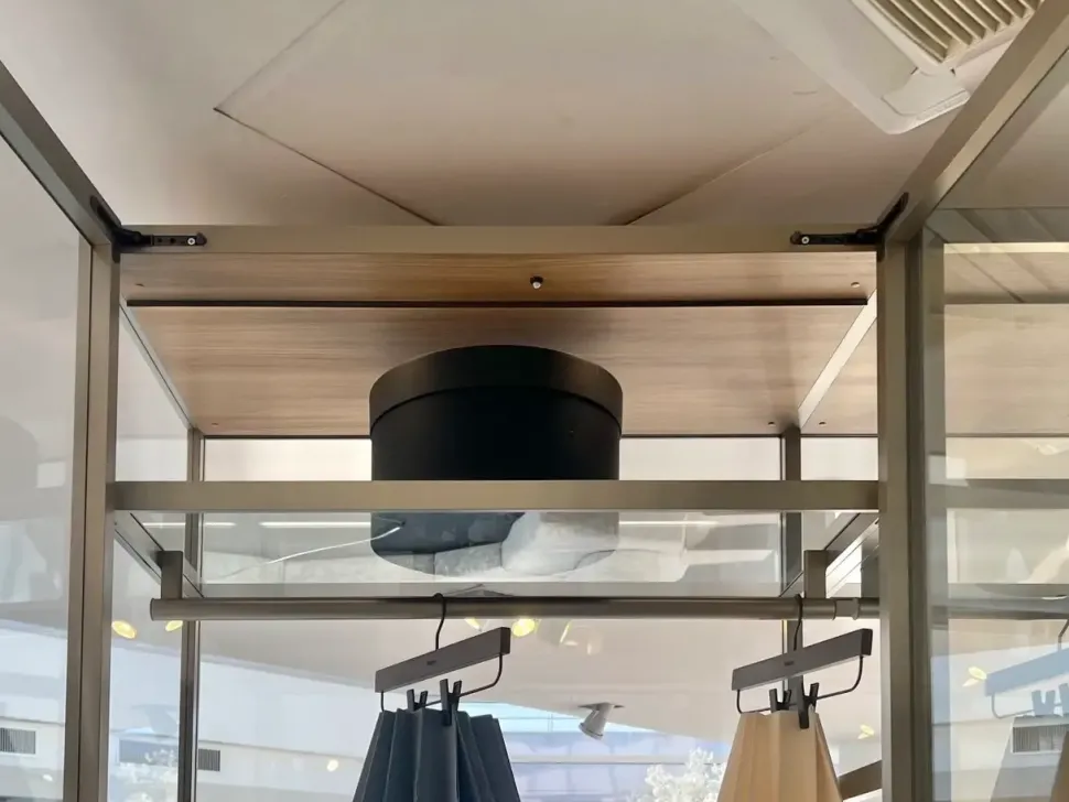 Armadio design con Quattro ante modello Fitted di Poliform