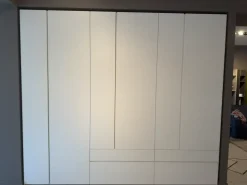 Armadio di Caccaro modello Graphic in laccato opaco con sconto -30%