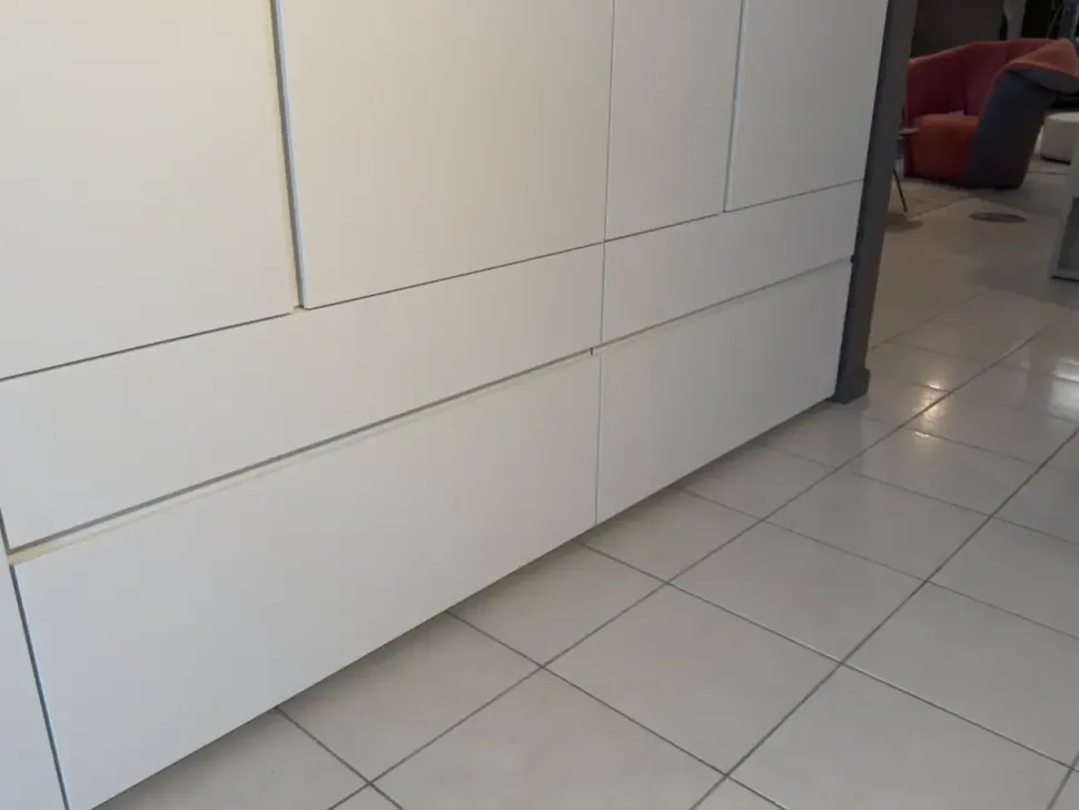 Armadio di Caccaro modello Graphic in laccato opaco con sconto -30%