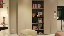 Armadio di Collezione esclusiva modello Kare in laccato opaco con sconto -48%