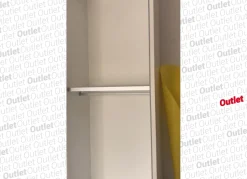 Armadio di Pescarollo modello Totem in laccato opaco con sconto -51%