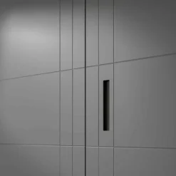 Armadio di Veneran modello Linea new in laccato opaco con sconto -30%