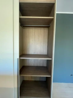 Armadio Gliss master anta start Molteni & c a tre ante a prezzo scontato