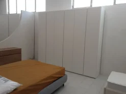 Armadio Gola realizzato in laccato opaco di Veneran scontato --5525%