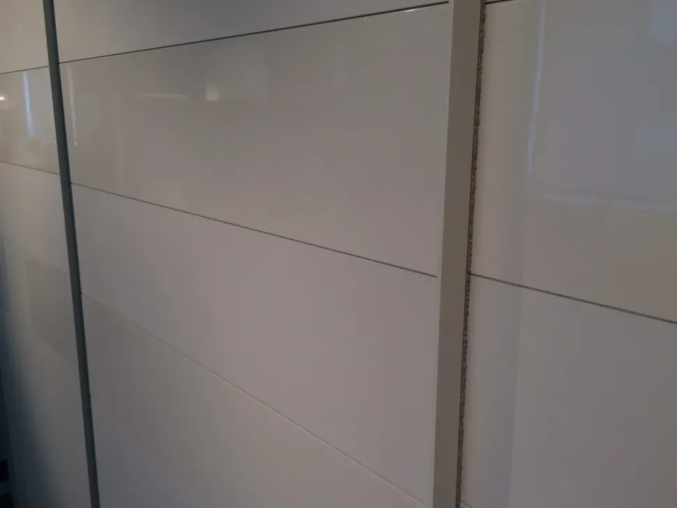 Armadio in laminato materico double a marchio Spar scontato -50%