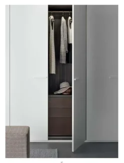 Armadio in laminato materico Arizona a marchio Giellesse scontato -30%