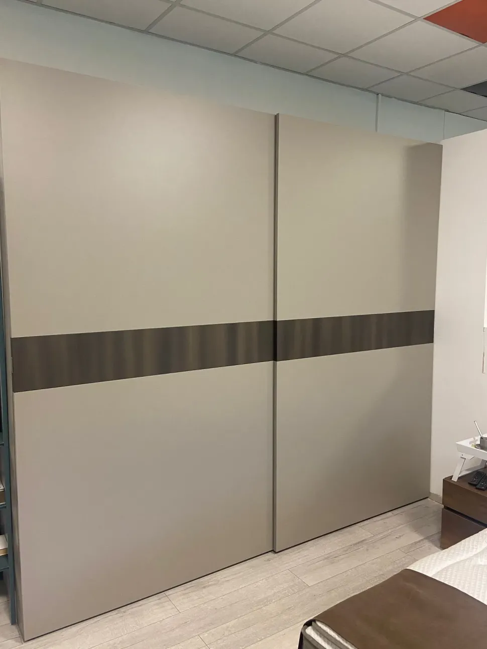 Armadio in laminato materico Tablet a marchio Tomasella scontato -37%