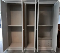 Armadio in legno Laurora a marchio Mobilificio bellutti scontato -61%