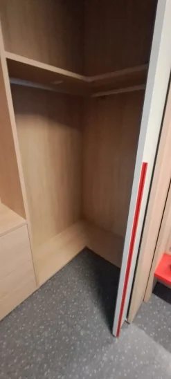 ARMADIO Long square di Moretti compact camerette in OFFERTA OUTLET