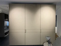 Armadio moderno Cover di Poliform a PREZZO OUTLET -45%