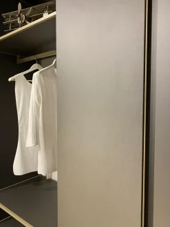 Armadio moderno Urban di Corazzin a PREZZO OUTLET -58%