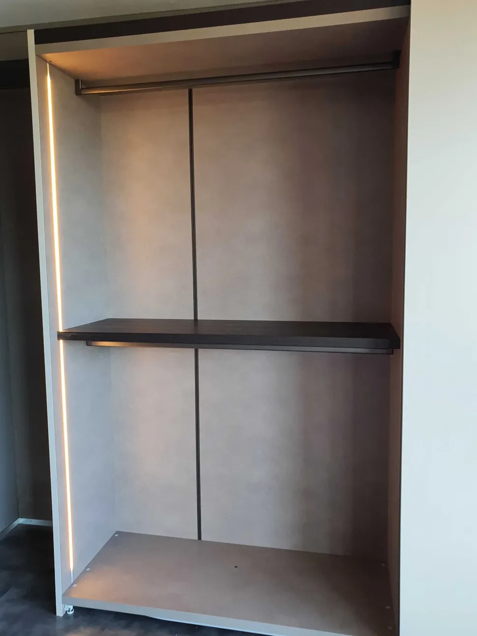 ARMADIO Sipario nastro Pianca in OFFERTA OUTLET