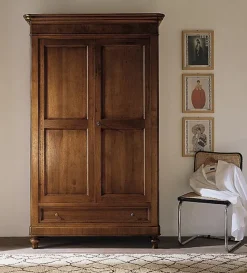 Armadio  Stile 800-patinato noce scontato del -30 %