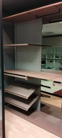 Armadio Up and down di Adok A PREZZO SCONTATO 43%