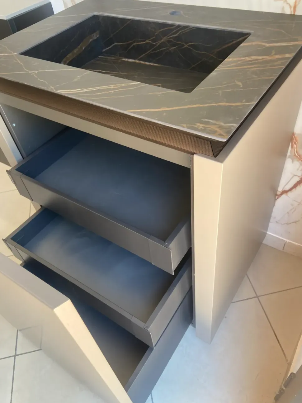 ARREDO BAGNO Binova: mobile SCONTATO in OFFERTA OUTLET - 40%