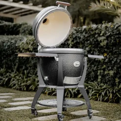 Barbecue modello Barbecue kamado classic avantgarde a marchio Monolith con forte sconto