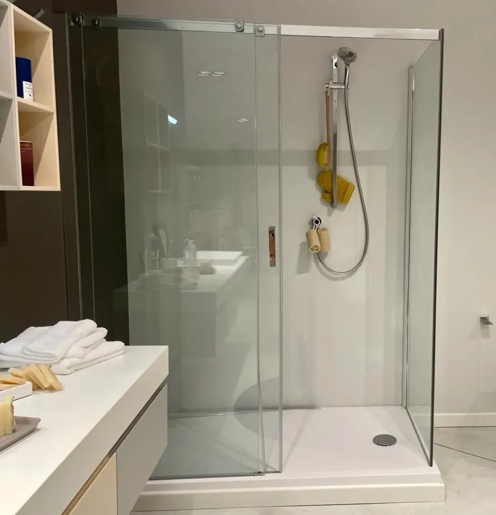 Box doccia Rivo scorrevole in offerta