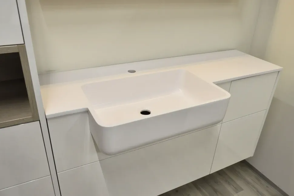 Byte next 04 Mastella: mobile da bagno A PREZZI OUTLET