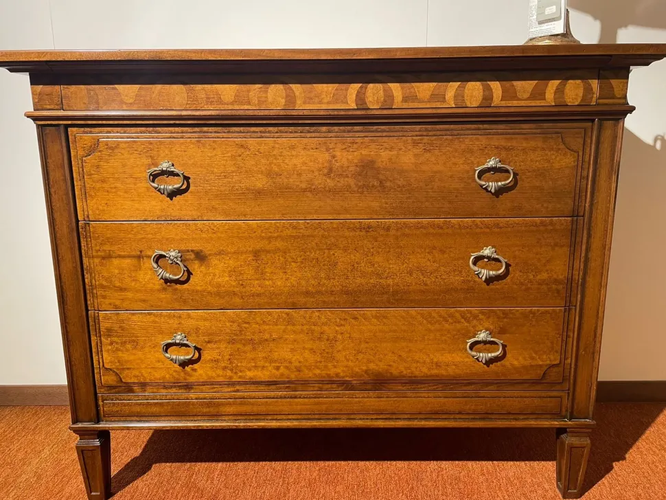 Camera Cantiero Gruppo letto cavenier-noce a prezzo ribassato in legno.