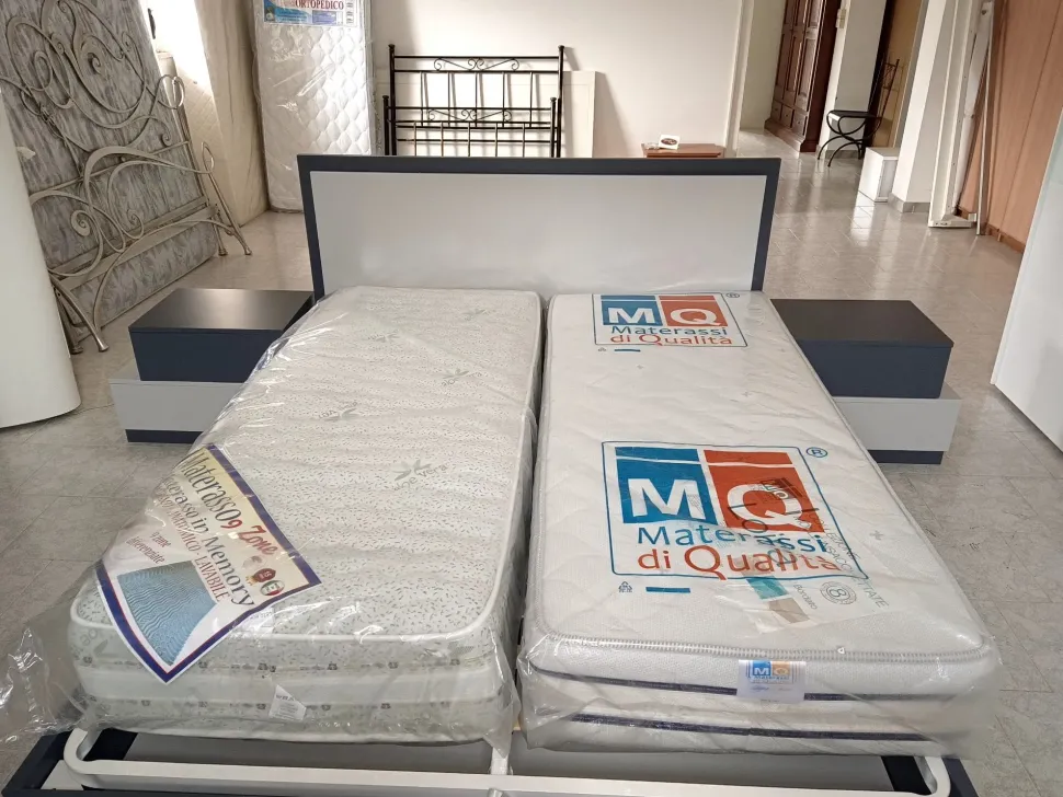 Camera da letto Angolo cabina Giessegi in laccato opaco a prezzo ribassato