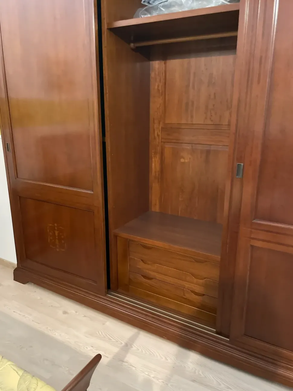 Camera da letto Camera da letto i ciliegi le fablier Le fablier in legno in Offerta Outlet