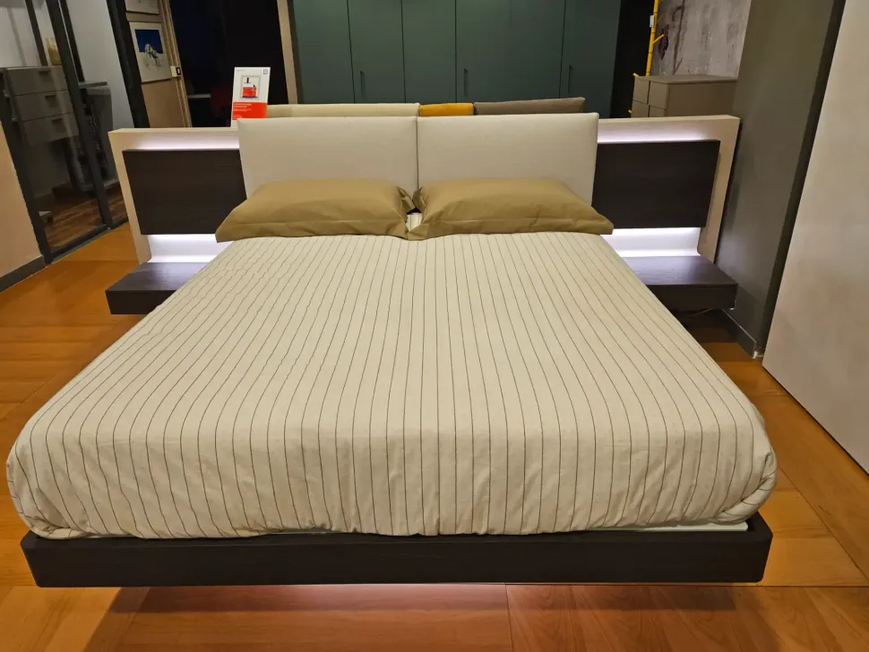 Camera da letto Camera tomasella con armadio scorrevole Tomasella a un prezzo conveniente