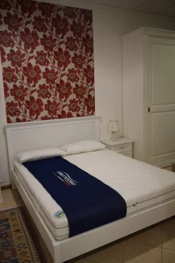 Camera da letto Camera villanova Villanova in legno a prezzo scontato