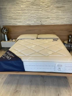 Camera da letto Devina nais Letto devina nais modello zen sospeso a prezzi outlet