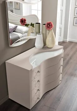 Camera da letto Glamour champagne Spar in laminato a prezzo scontato