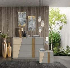 Camera da letto Gruppo  comò comodini caterina  Mobilificio bellutti in legno a prezzo scontato