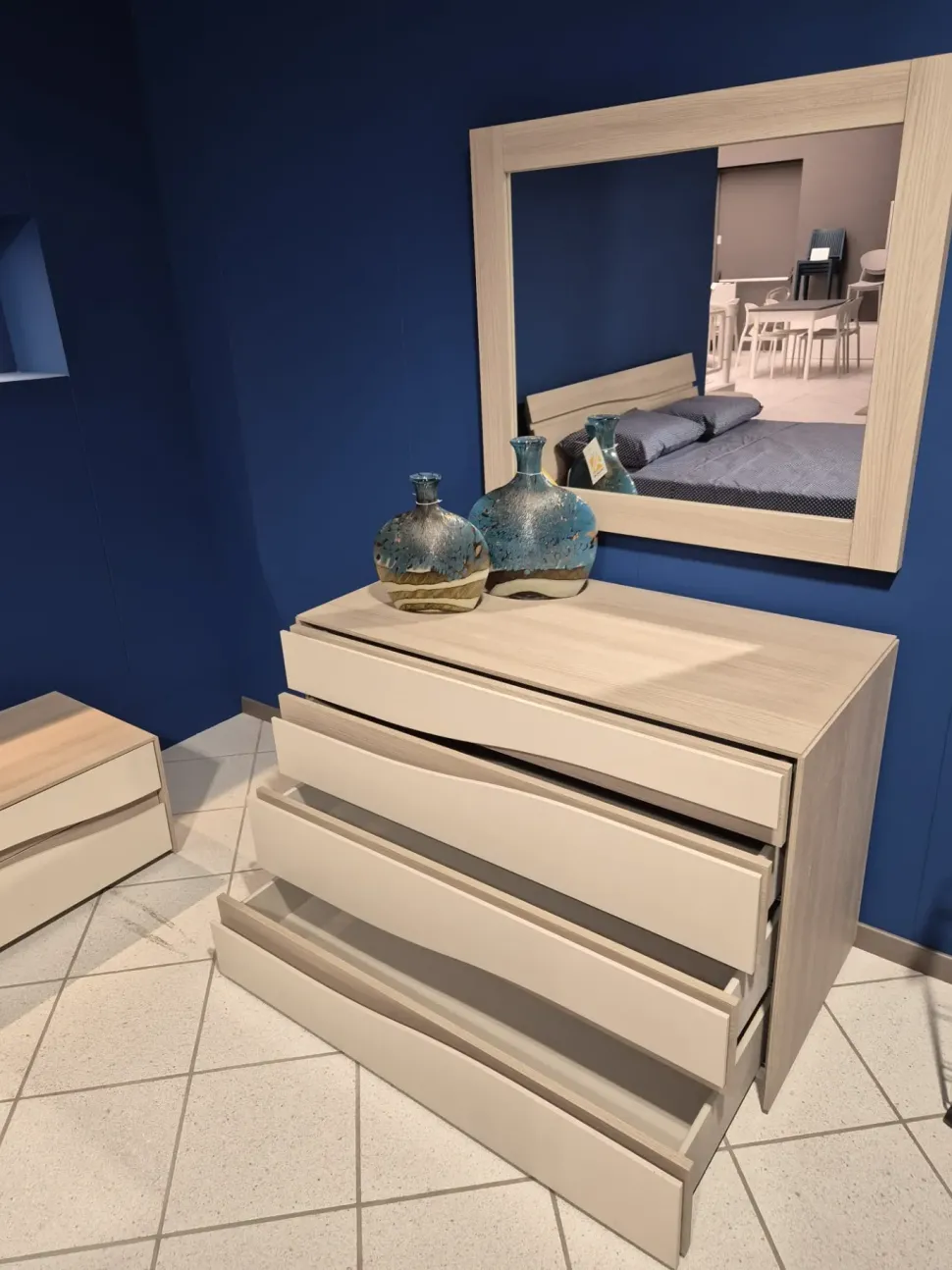 Camera da letto Infinity S75 in laminato a prezzo scontato