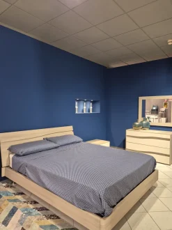 Camera da letto Infinity S75 in laminato a prezzo scontato
