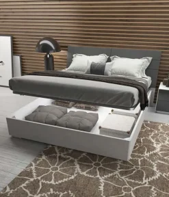 Camera da letto Kloe 09: Collezione esclusiva in laminato a prezzo scontato.