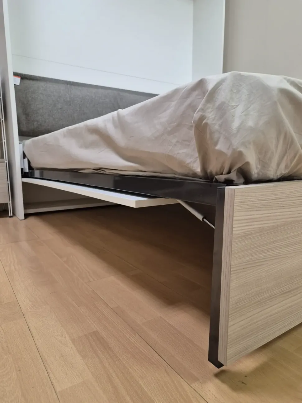 Camera da letto Letto a scomparsa Maconi in laminato in Offerta Outlet