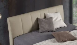 Camera da letto Letto matrimoniale mod.liam in prosconto del 50% Excò in ecopelle a prezzo scontato